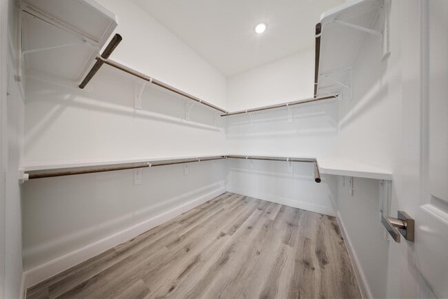 Building Photo - 2015 Olivos St