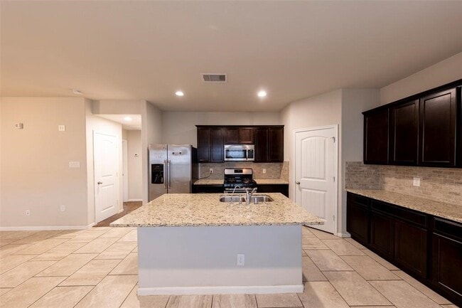 Building Photo - 12117 City Trek Ln