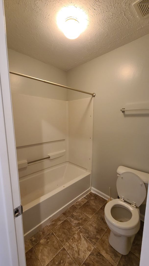 Building Photo - 1st floor condo
