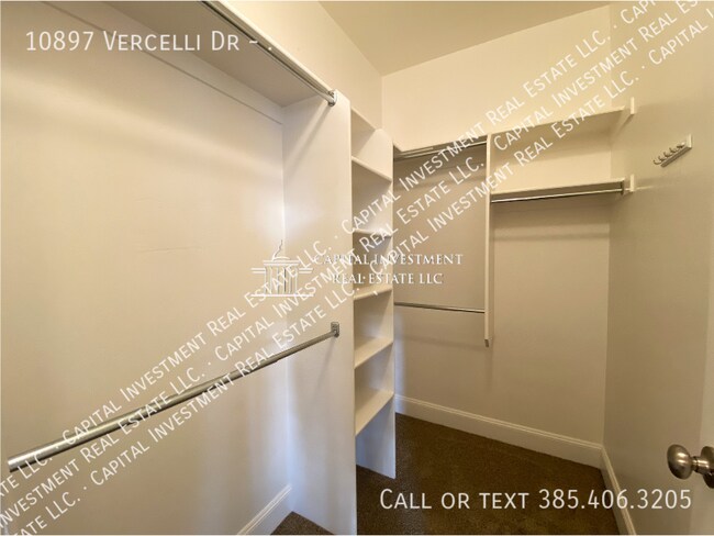 Building Photo - 10897 Vercelli Dr