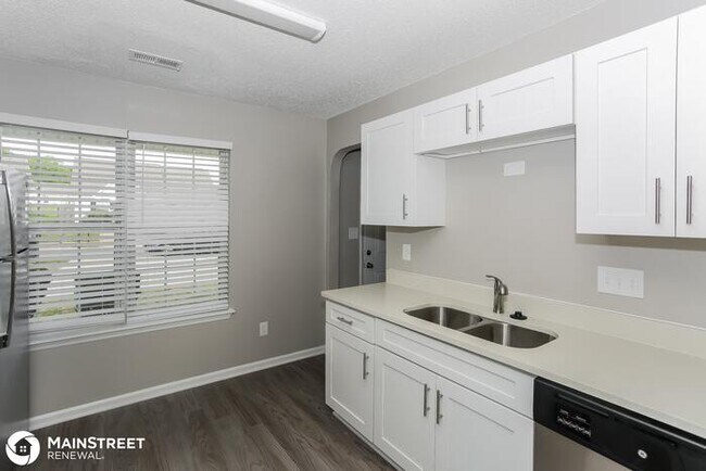 Building Photo - 2340 Buttonbush Ct, Charlotte, NC 28216