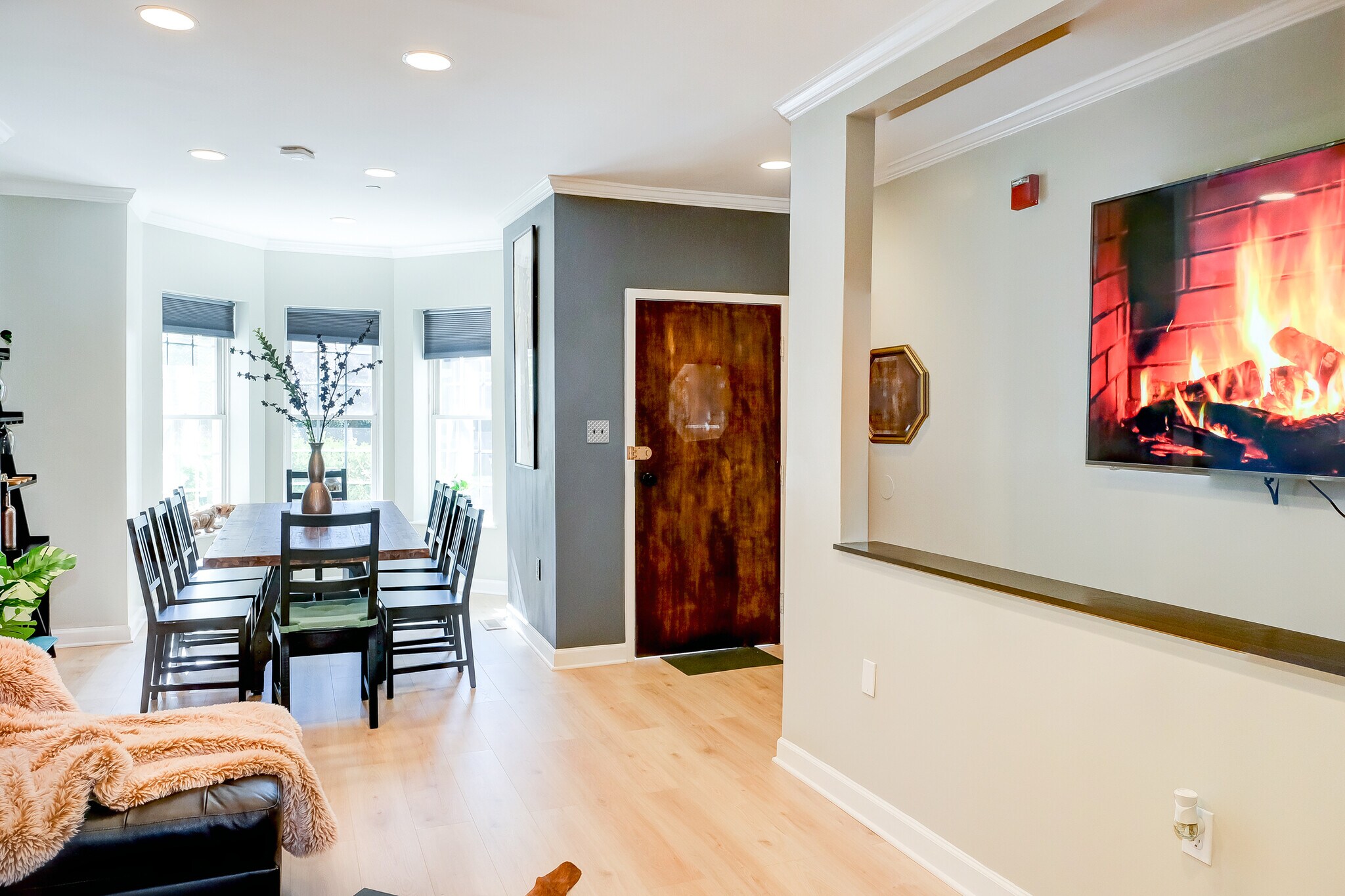 Front entrance Condo Door, Dining & Living Area - 1337 Harvard St NW