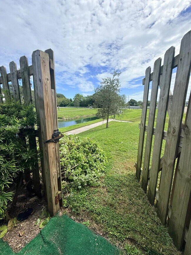 Building Photo - 12715 SW 230th Ter