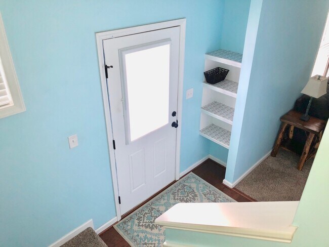 Building Photo - 4 Bedroom, 2.5 Bath in Trotters Bluff in Harnett County Close to Bragg!