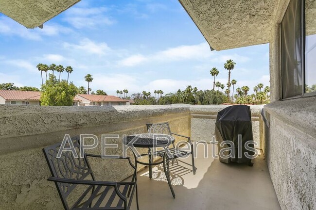 Building Photo - 2701 E Mesquite Ave