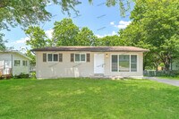 Building Photo - 1417 Moran Dr