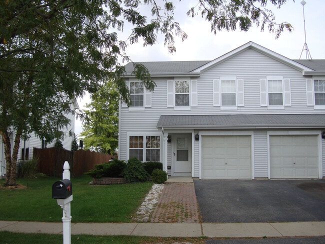 Primary Photo - 2835 Cedar Glade Dr