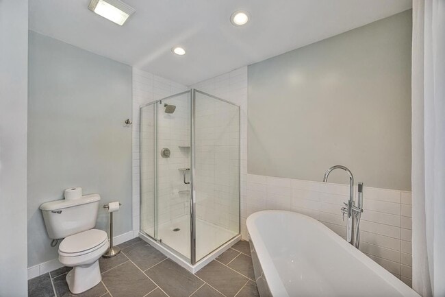 Building Photo - 20401 Matterhorn Dr