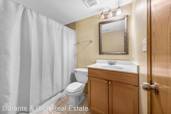 Building Photo - 3 br, 2 bath House - 3246 W Warren Blvd Un...