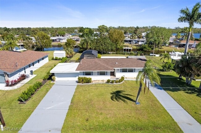 Primary Photo - 13880 Lazy Ln
