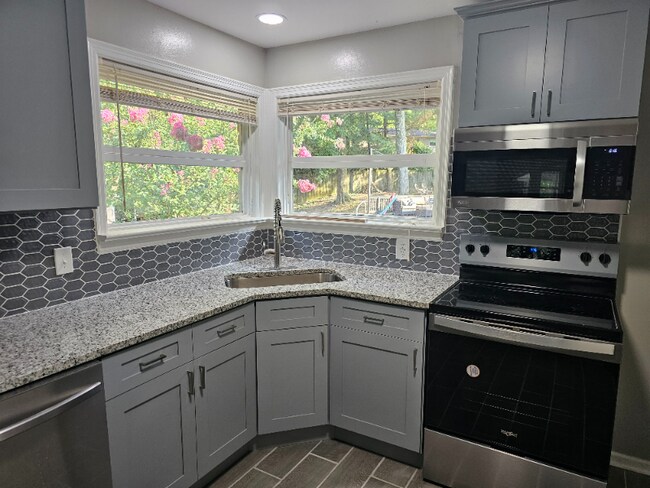 Building Photo - 5309 Lost