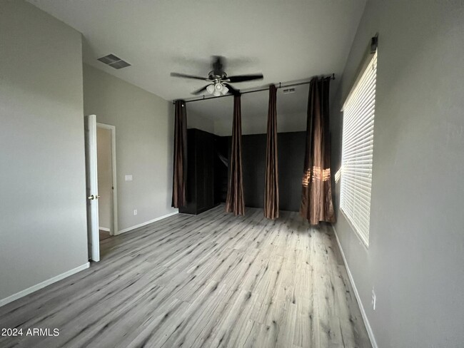 Building Photo - 3312 E Bluebird Pl
