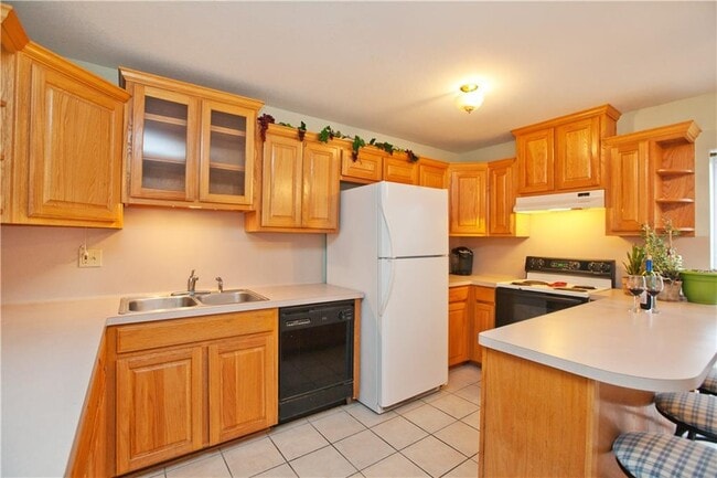 Building Photo - 15601 Hebbe Ln