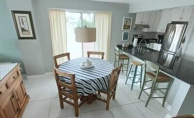 Building Photo - 353 S US Hwy 1