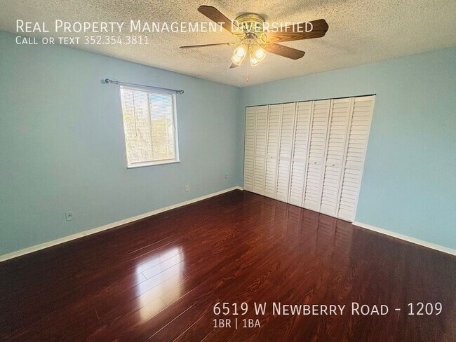 Building Photo - 6519 W Newberry Rd