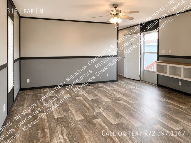 Building Photo - 315 Leaf Ln