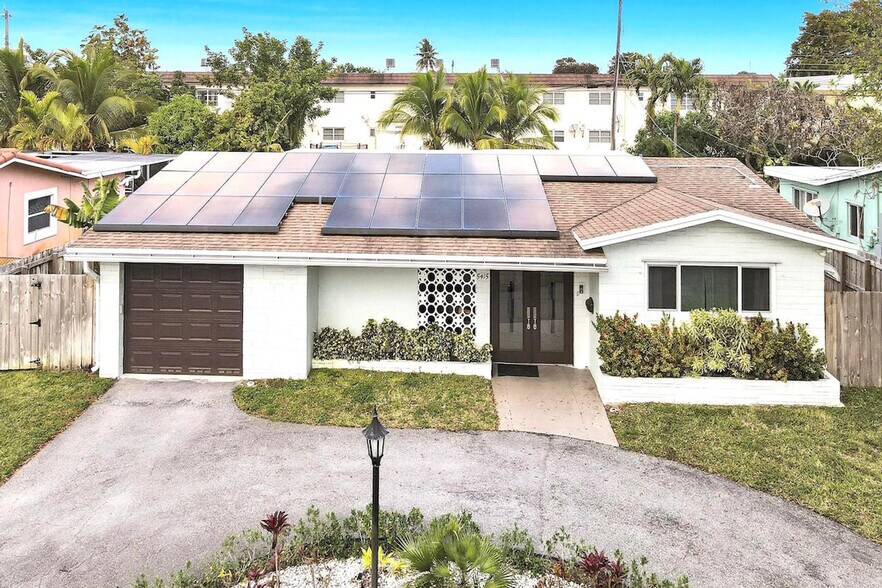 Building Photo - 5415 Harrison St