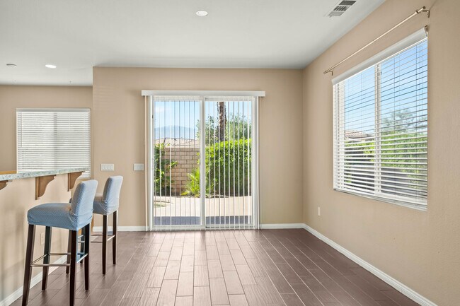 Building Photo - 82013 Cochran Dr
