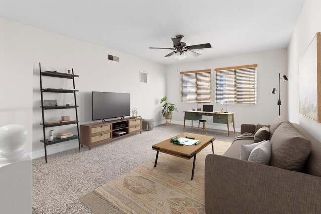Building Photo - Gorgeous 3 Bedroom In Desired Natomas Park...