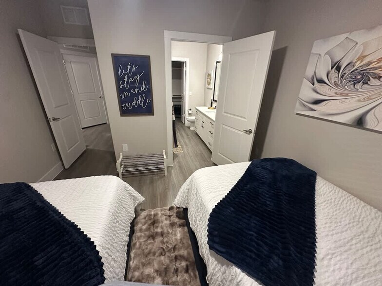 Building Photo - 12208 Tech Ridge Blvd