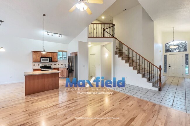 Building Photo - Cedar Hills Home with Views - Lone Peak Hi...