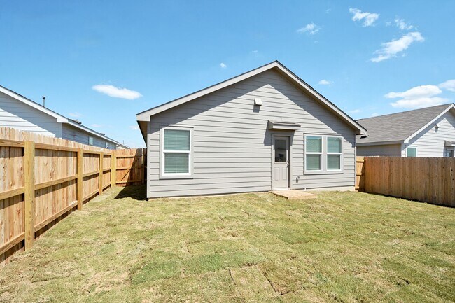 Building Photo - 766 Tulsa Trl