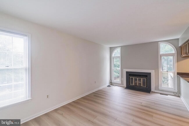 Building Photo - 3883 Zelkova Ct
