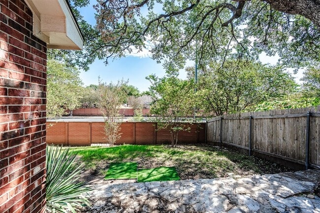 Building Photo - 5928 Lomita Verde Cir