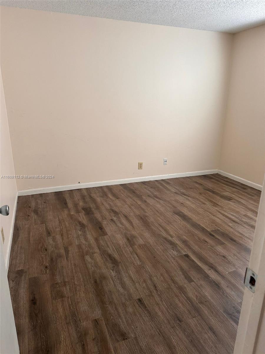 Building Photo - 11 Crossings Cir