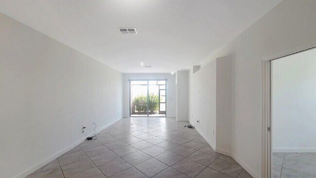 Building Photo - Annual Three Bedroom, Two Bath Villa, with...