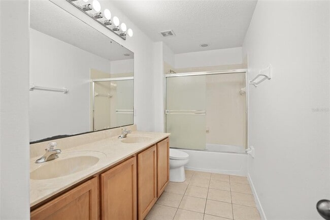 Building Photo - 9727 Mountain Lake Dr