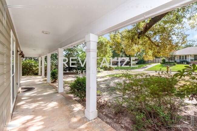 Building Photo - 2949 Cloverland Ct