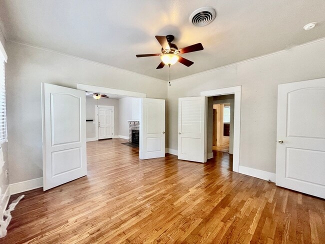 Building Photo - Charming + Convenience - 3 Bedroom, 2 Bathroom Home