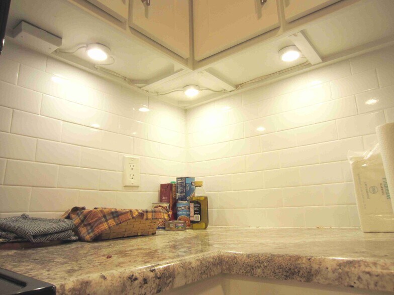 Building Photo - 11 Cantey Pl NW