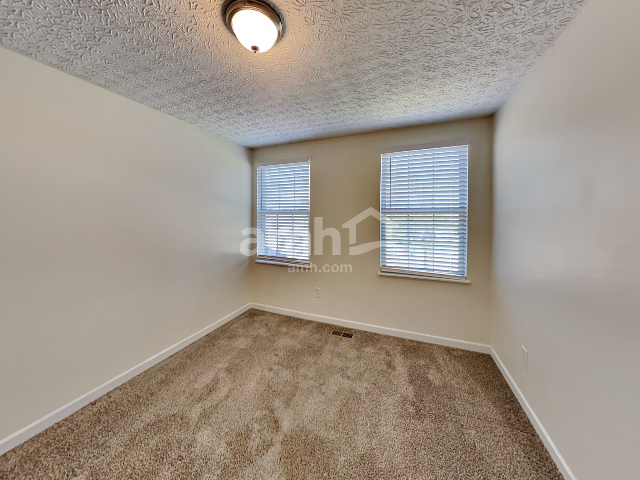Building Photo - 4513 Edgarton Dr