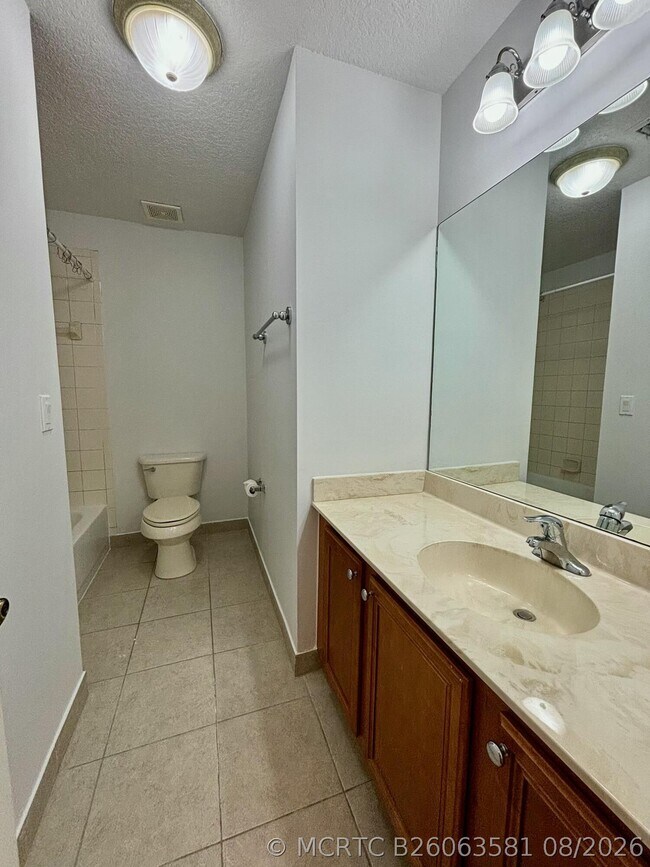 Building Photo - 22162 Majestic Woods Way