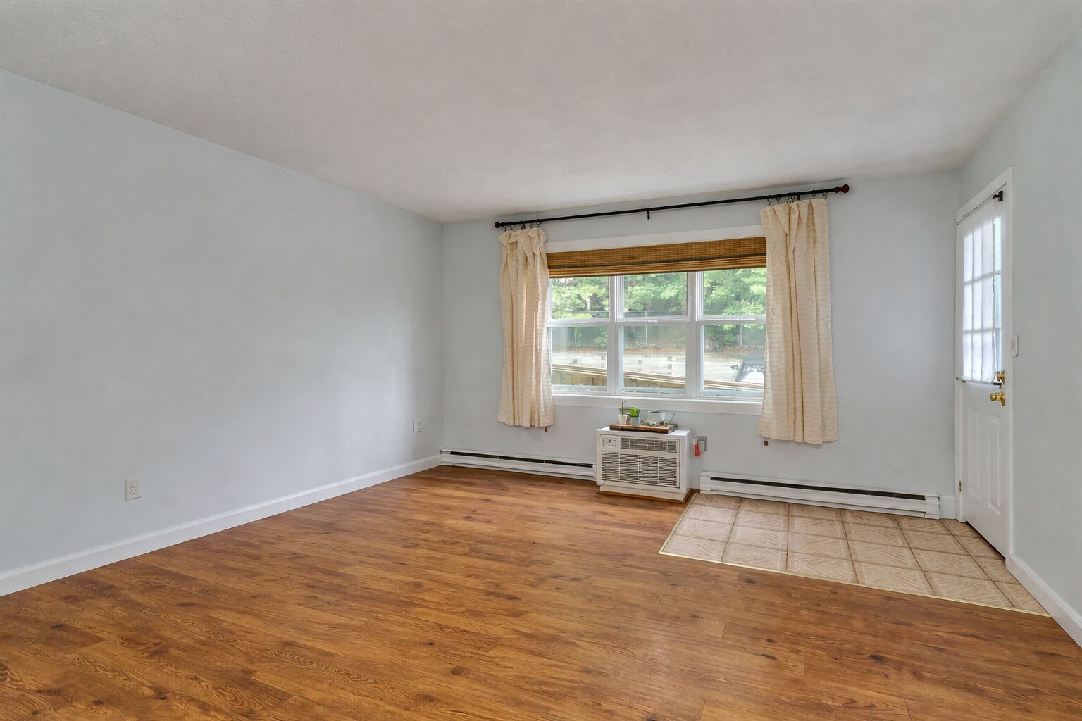 Living Room2 - 14 Flintlock Ln