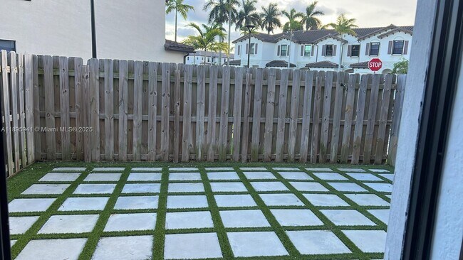 Building Photo - 12738 SW 230th Ter