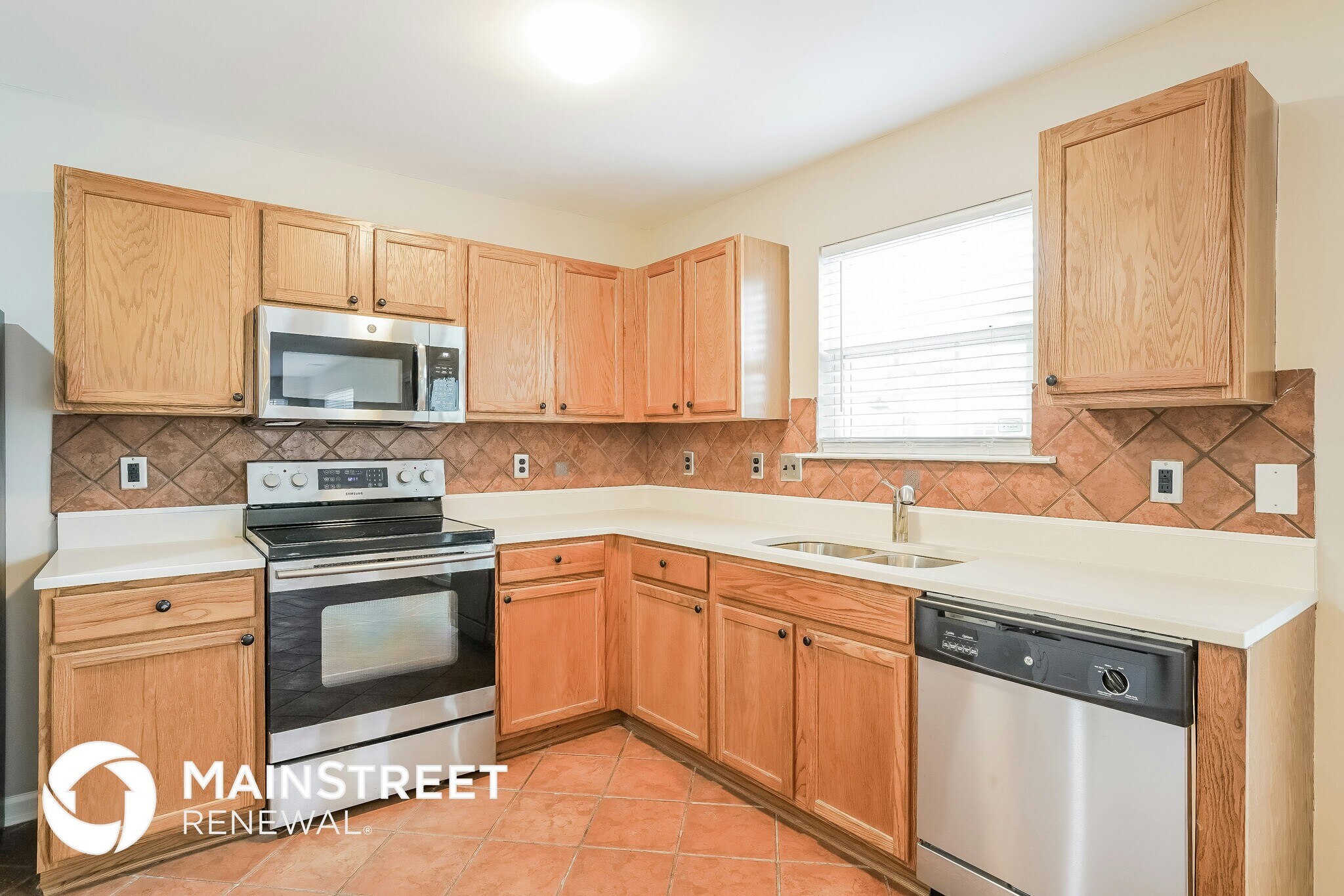 Building Photo - 6008 Porterdale Dr