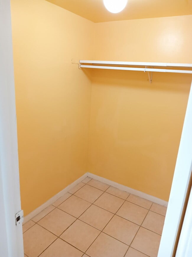 Building Photo - 630 NW 13th St