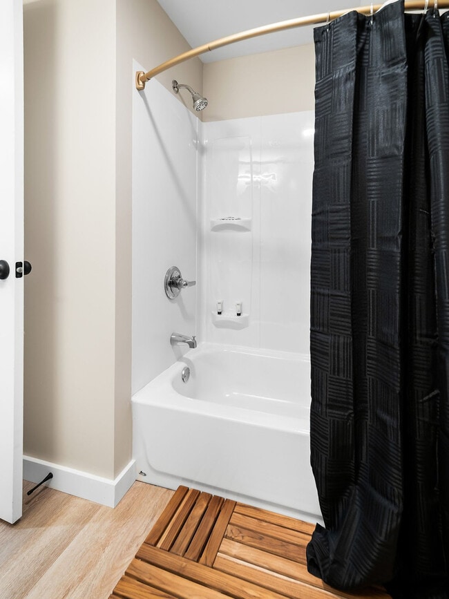 Building Photo - 5602 Tillman Ave