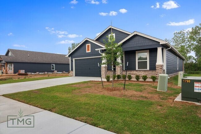 Building Photo - Brand New 4 Bedroom Home In Owasso