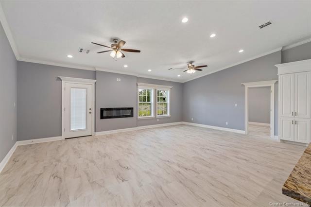 Building Photo - 255 Tommys Ln