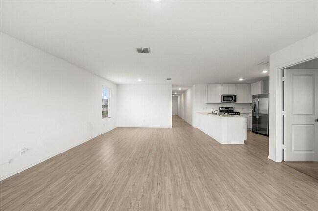 Building Photo - 11200 Loch Erie Cv