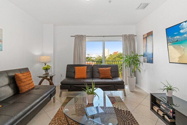 Building Photo - 3219 SW 23rd Terrace