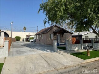 Building Photo - 230 N Inez St