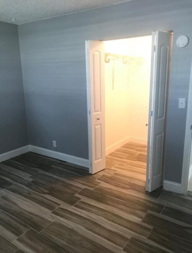 Building Photo - 3556 William St