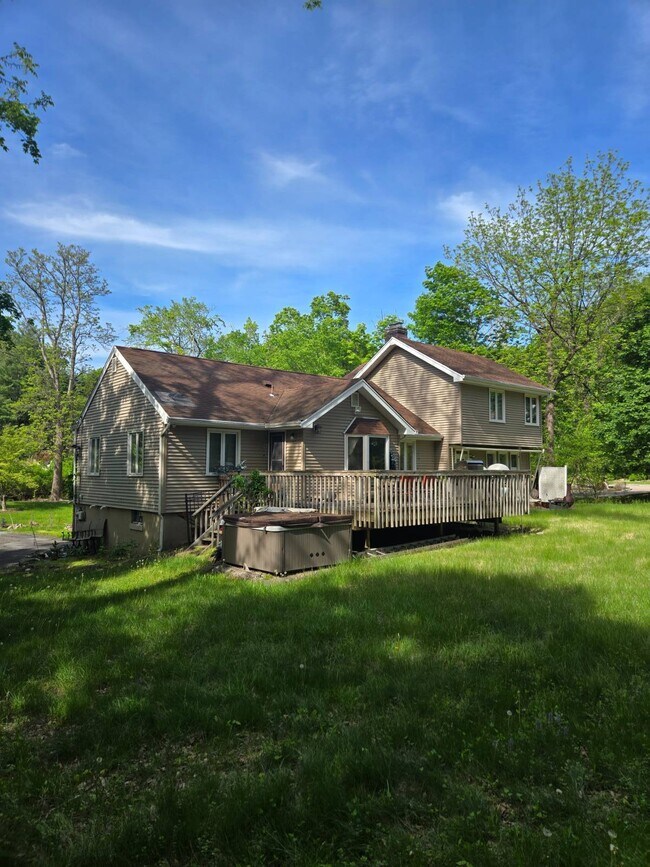Building Photo - 110 Lime Kiln Rd