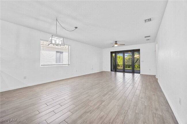 Building Photo - 5037 Arancia Ln