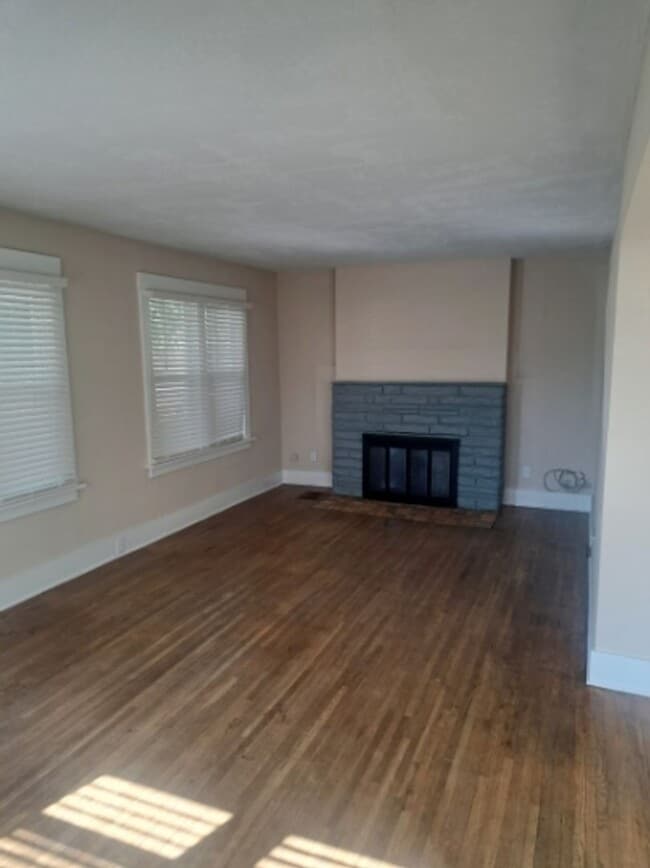 Building Photo - Dishman Hills 4-Bedroom, 1½-Bath Rancher – West Valley School District